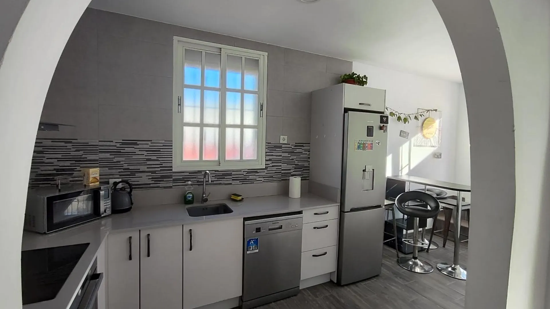 Fabulous Penthouse Apartment La Linea de la Concepcion Spain